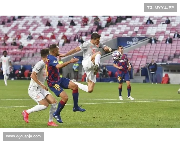 在拜仁体育场感受绿茵激情聆听德国足球心跳的澎湃律动